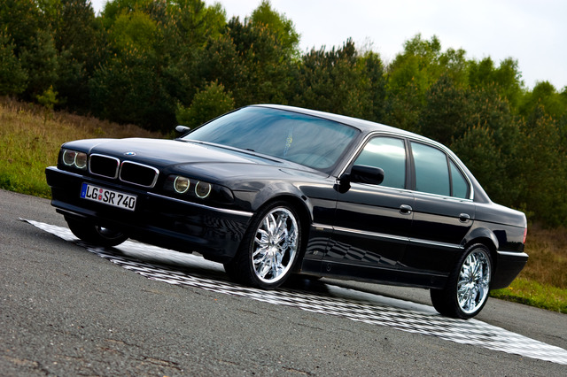 Video BLACK BEAUTY ONLINE - Fotostories weiterer BMW Modelle