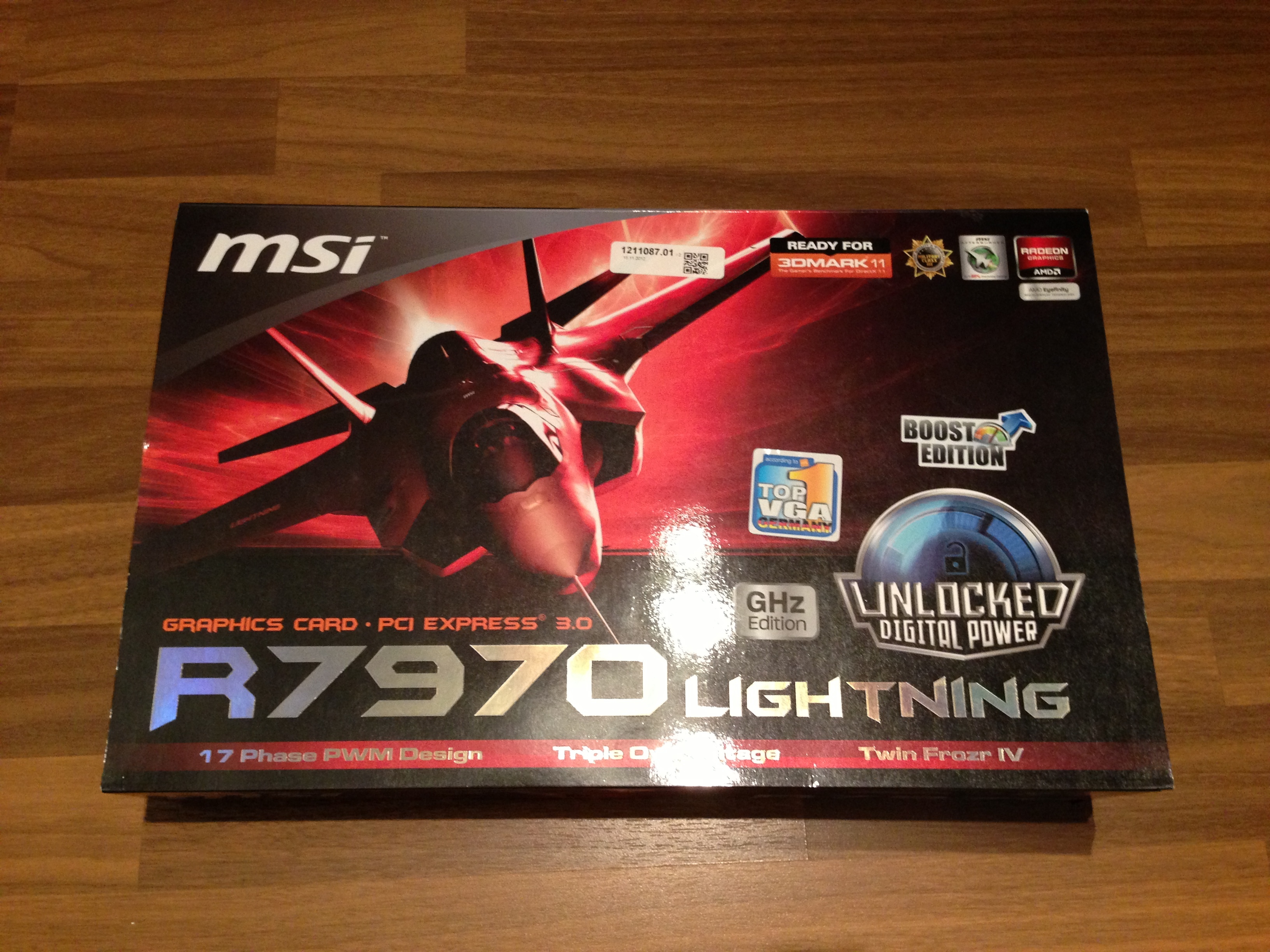 Die Verpackung der 7970 Lightning Boost Edition.