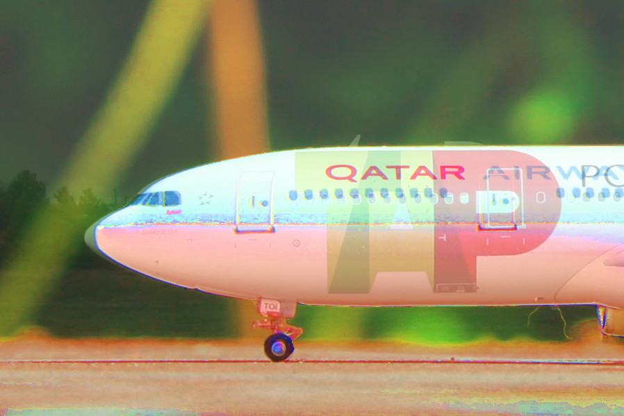 logos hope ship in qatar. this case Qatar A332 new