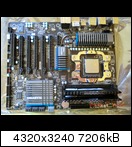 Board mit RAM und Halteramen für CPU Kühler