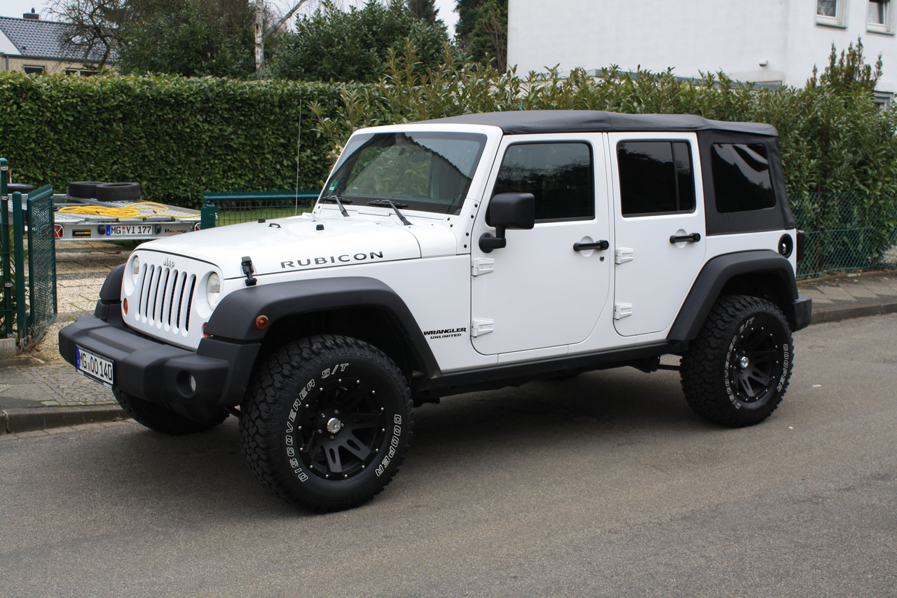 Need some pics of 2012 unlimiteds with 34 inch tires and  teraflex  leveling kit.  - The top destination for Jeep JK and JL  Wrangler news, rumors, and discussion